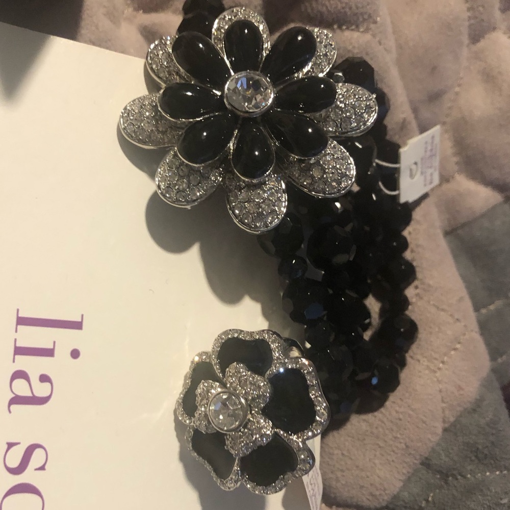 New beautiful Lia Sophia ring and bracelet set
